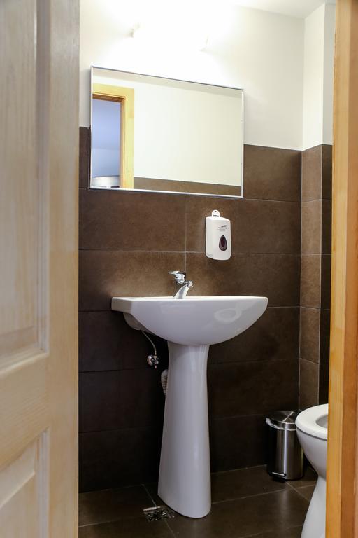 Anahouse Hotel Viseu de Sus Room photo
